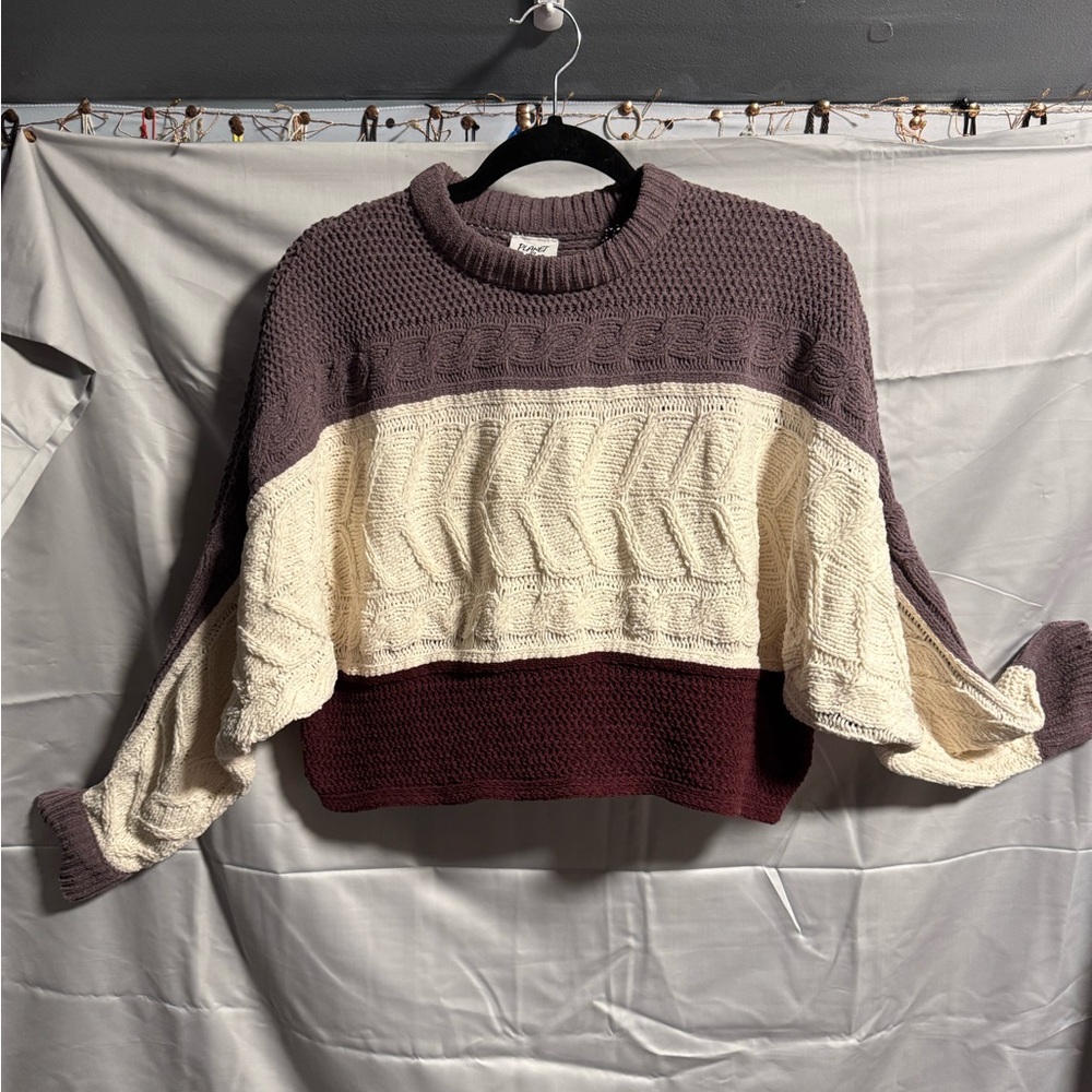 PLANET HEART Colorblock Sweater - Cream and Maroon
